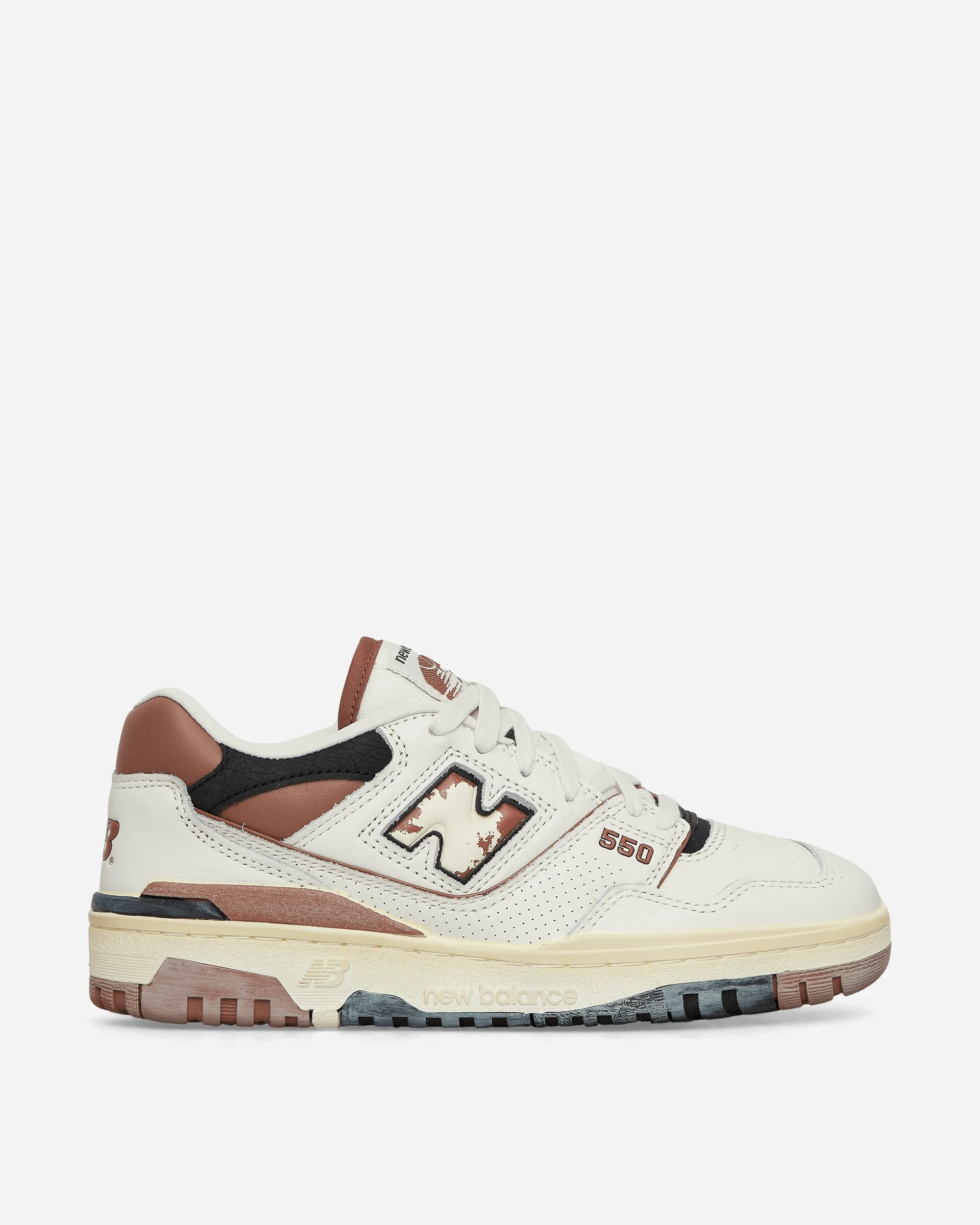 550 Sneakers Off White / Brown