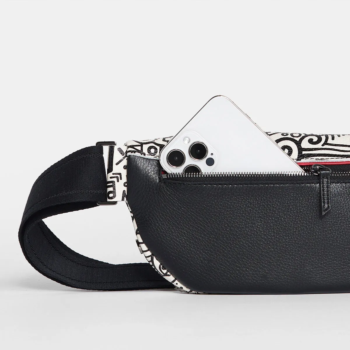 Charles Crossbody | Hammitt x Alex Alpert - Beach Mural/Gunmetal Melting Rivet | Med