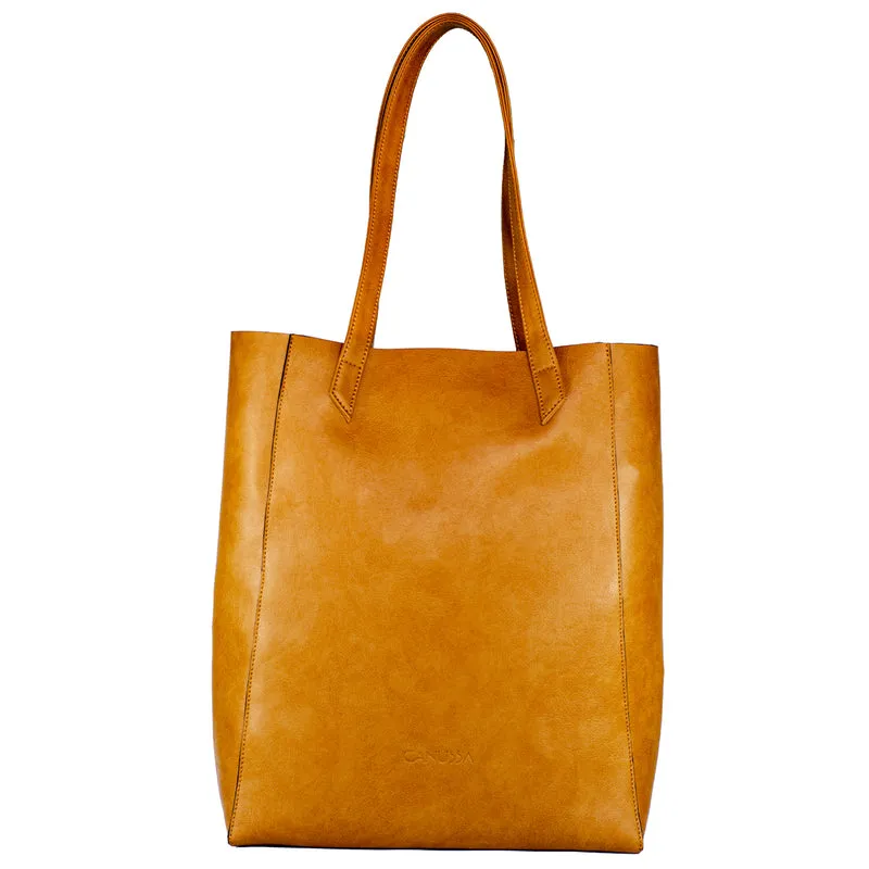 Classic Tote in Camel from Canussa