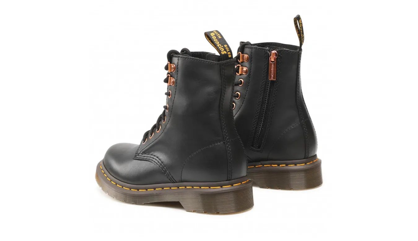 Dr. Martens 1460 Pascal Hardware