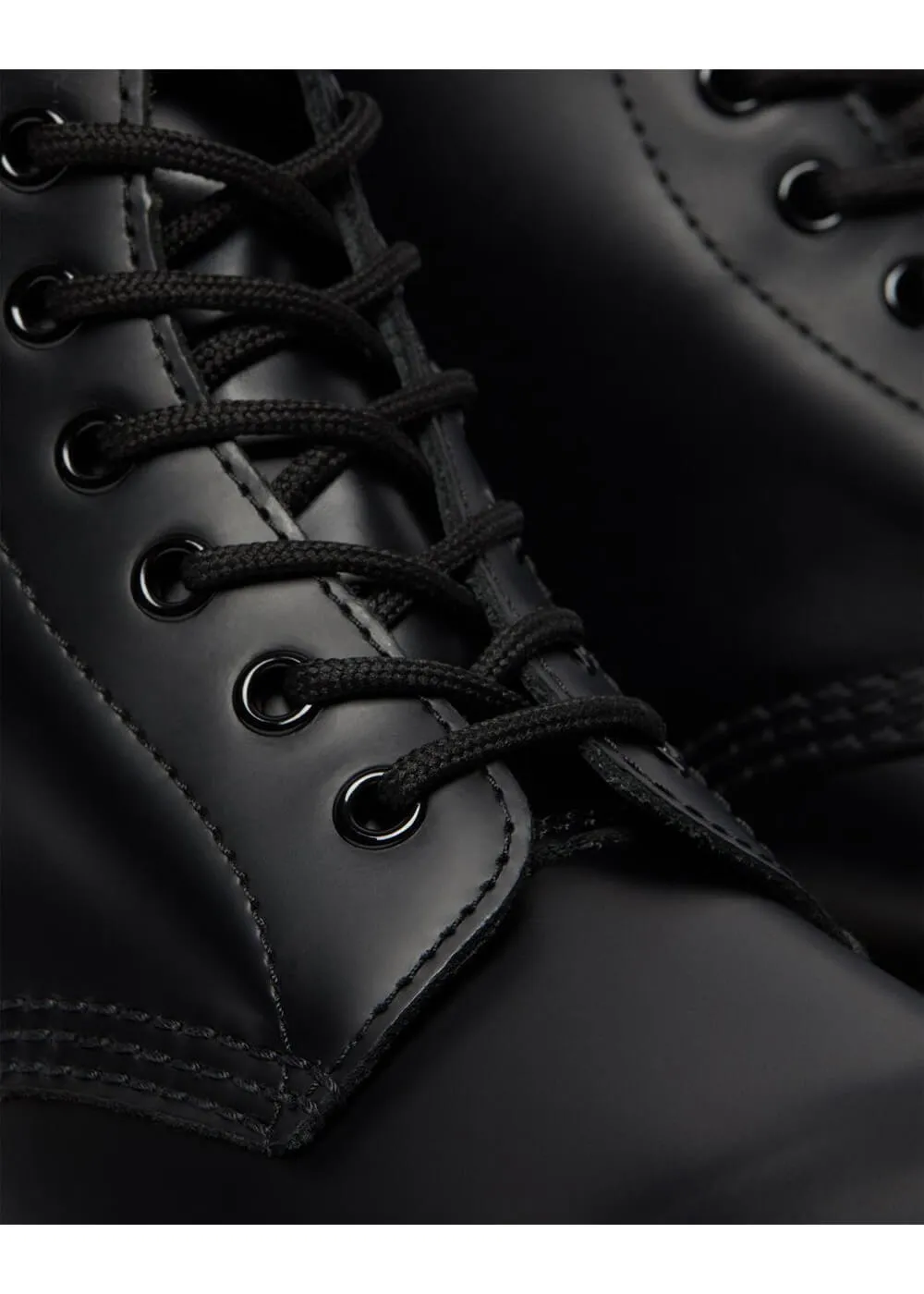 Dr. Martens 1460 Smooth Boots Black