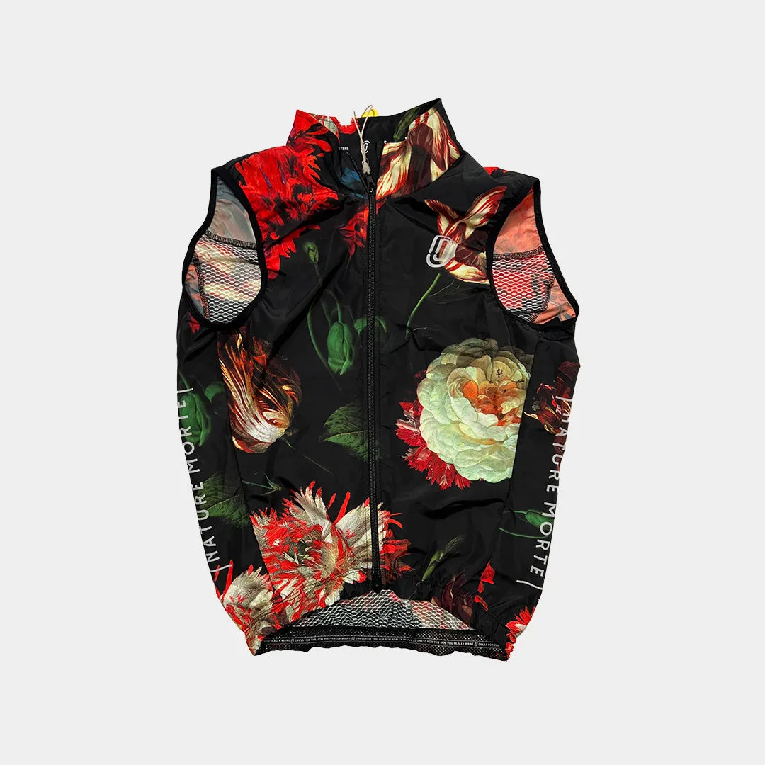 Nature Morte Vest