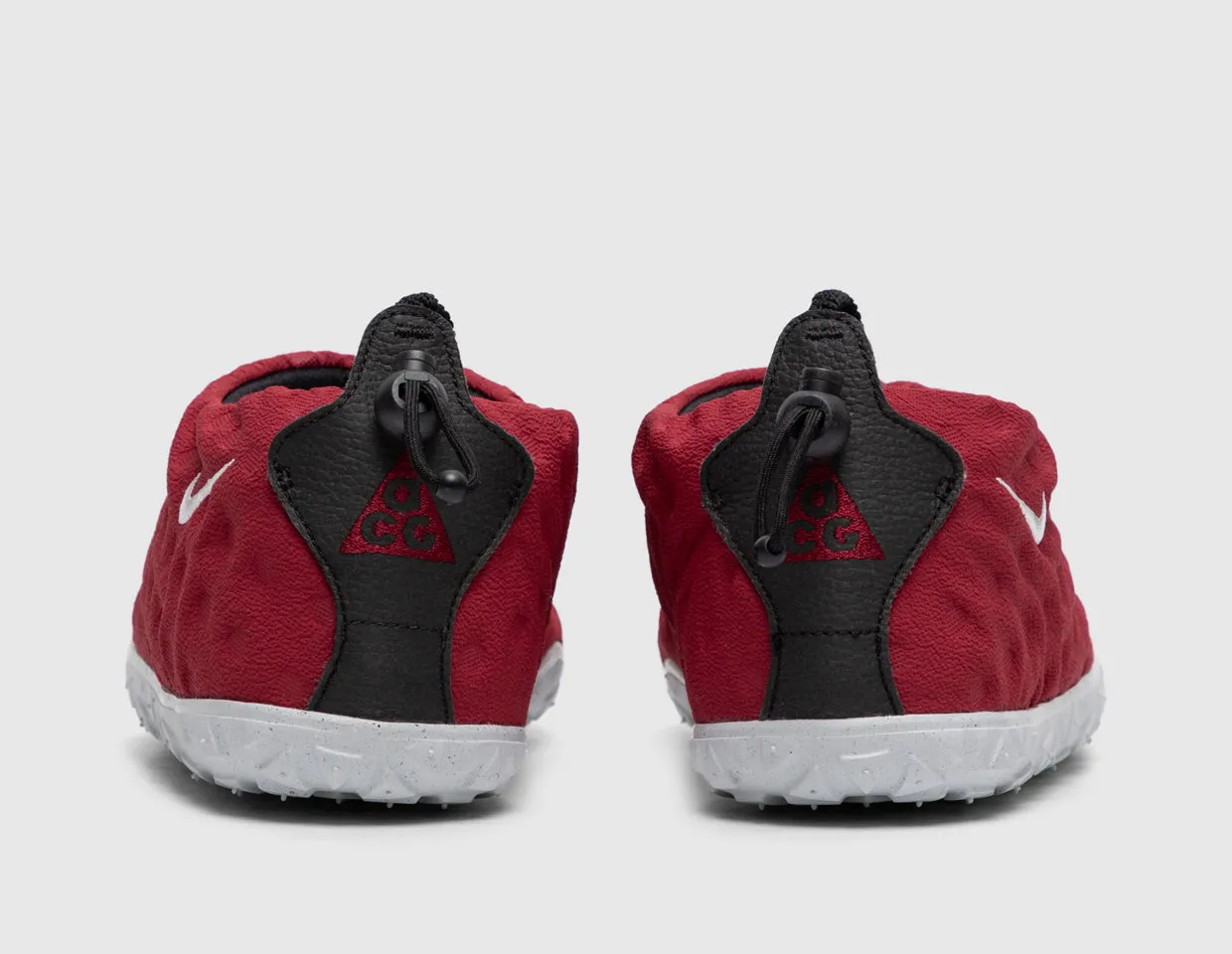 Nike ACG Moc Team Red / Summit White - Team Red