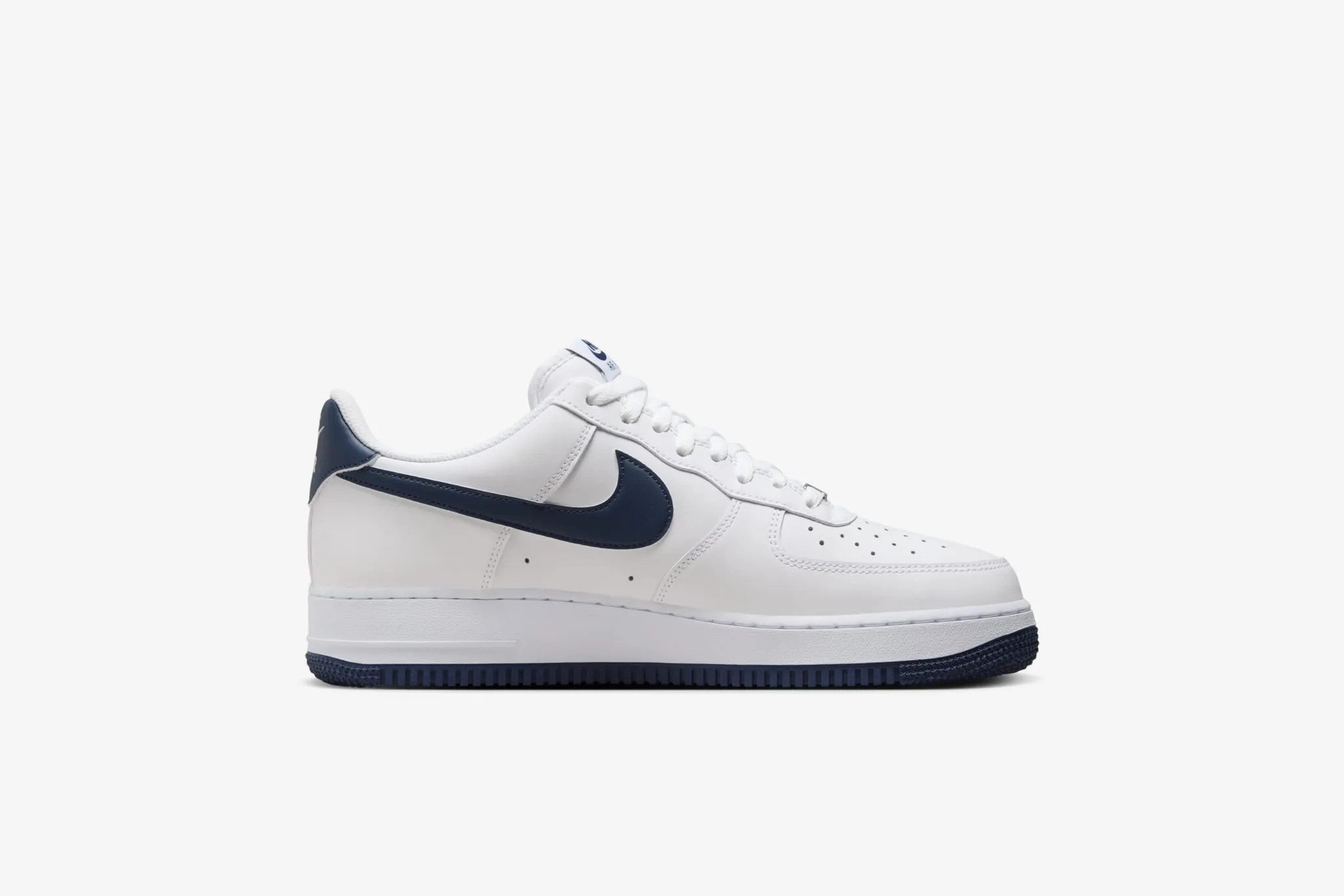 Nike Air Force 1 '07 M - White / Midnight Navy / White