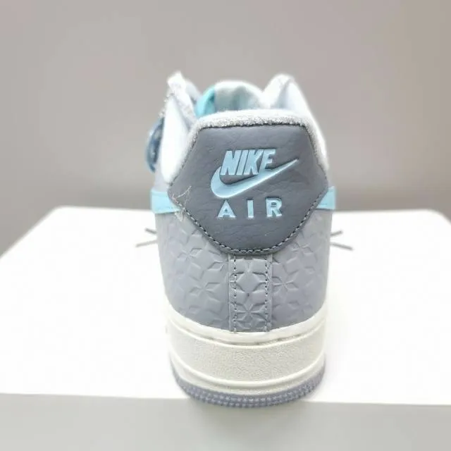 Nike Air Force 1 Low Snowflake