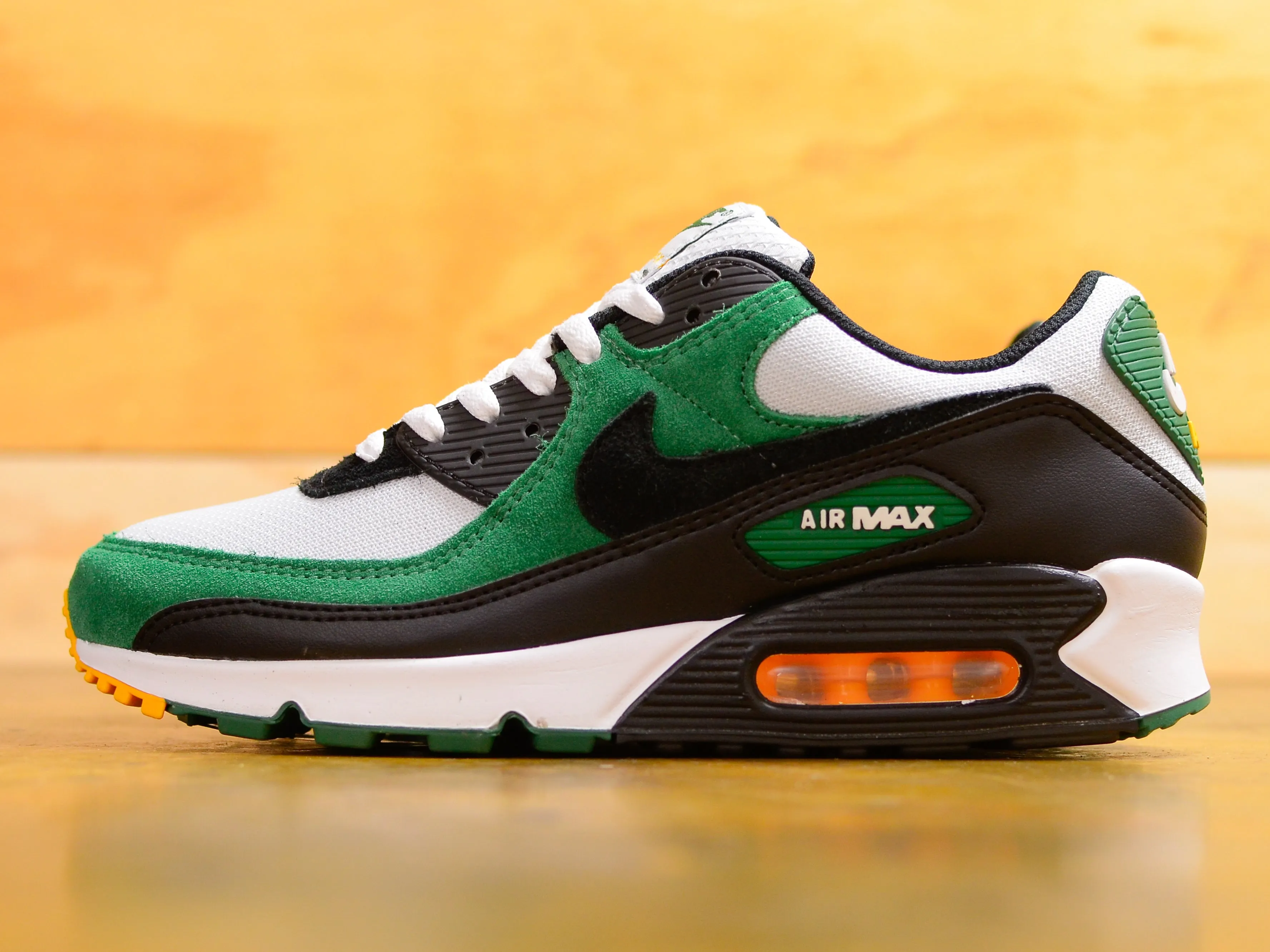 Nike Air Max 90 - Pure Platinum / Black