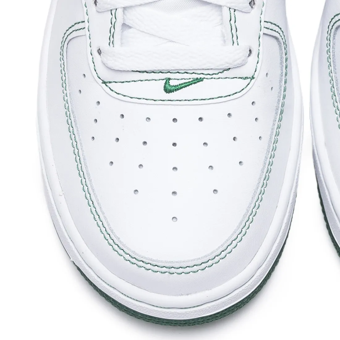 Nike Big Kids Air Force 1 (white / white-pine green)