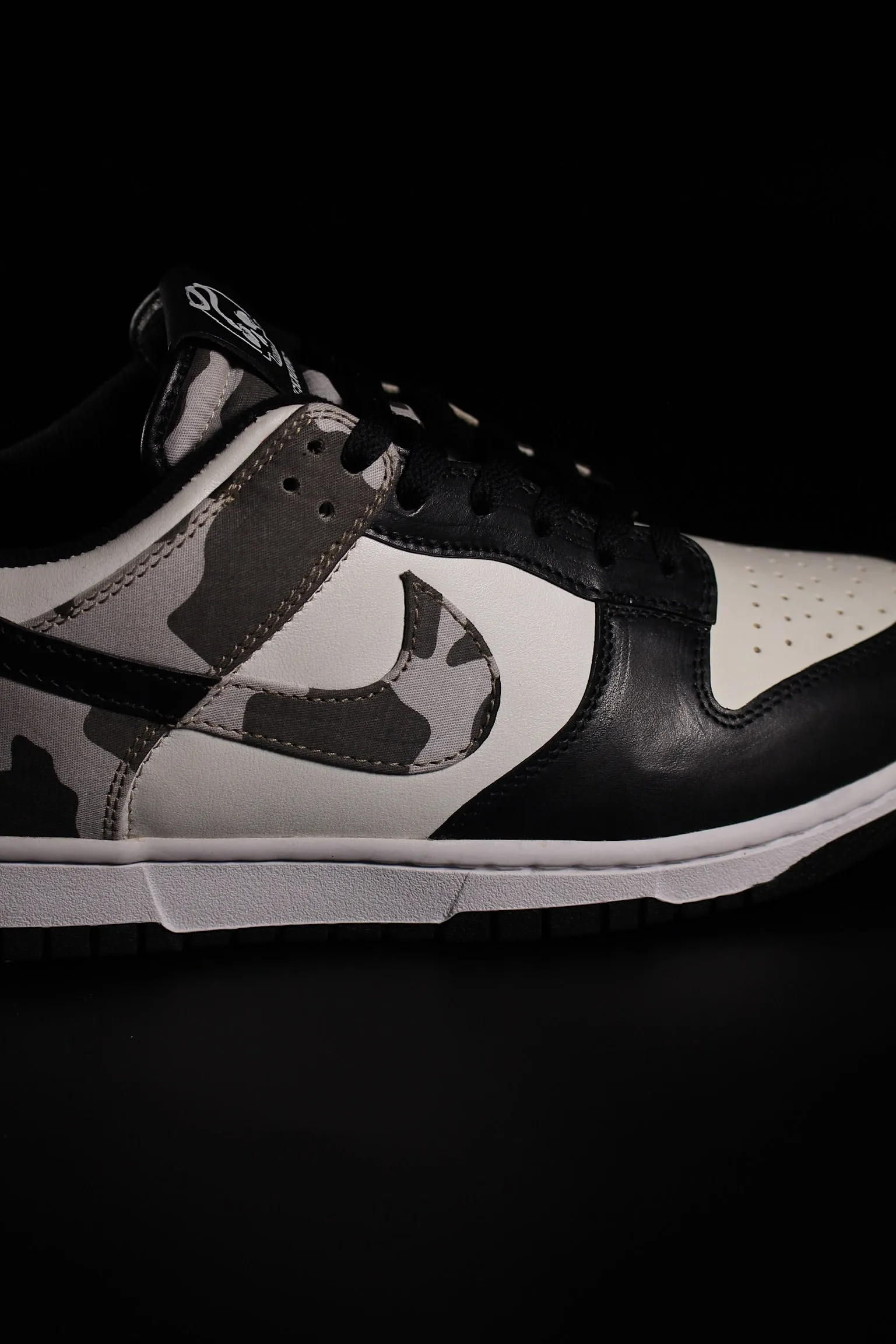 Nike Dunk Low Military Panda