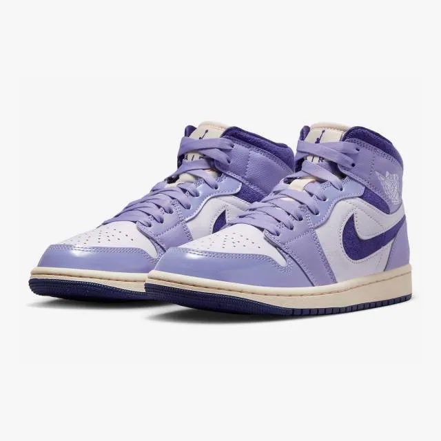 Nike Women's Air Jordan 1 Mid SE (Sky J Purple/ Barely G...