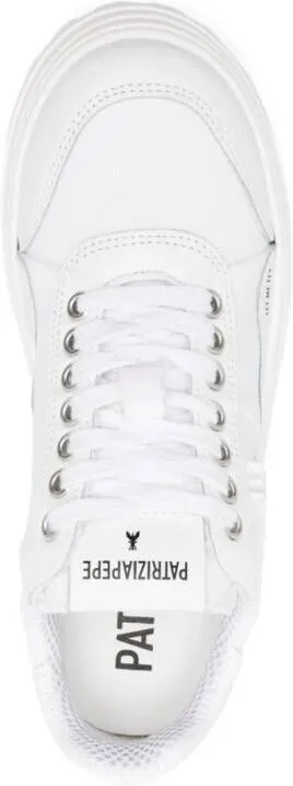 Patrizia Pepe logo-patch canvas sneakers White