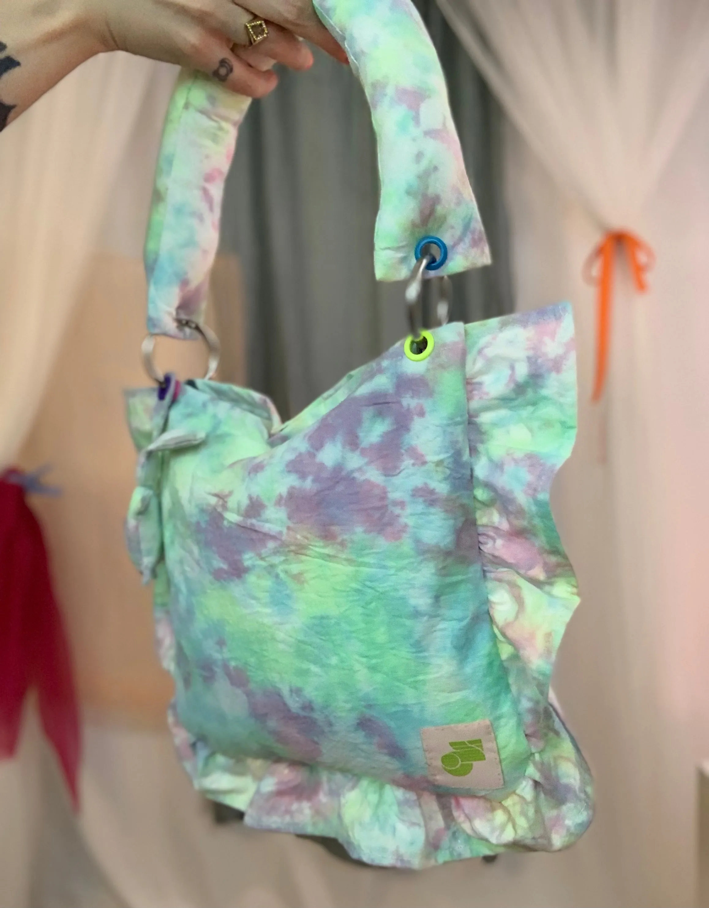 Ruffle tie dye pillow tote