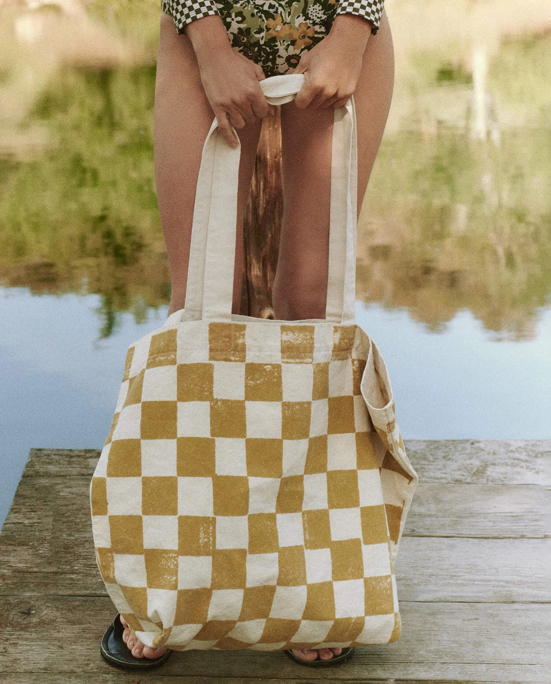 The Beach Tote. -- Cream with Citron Check Stamp