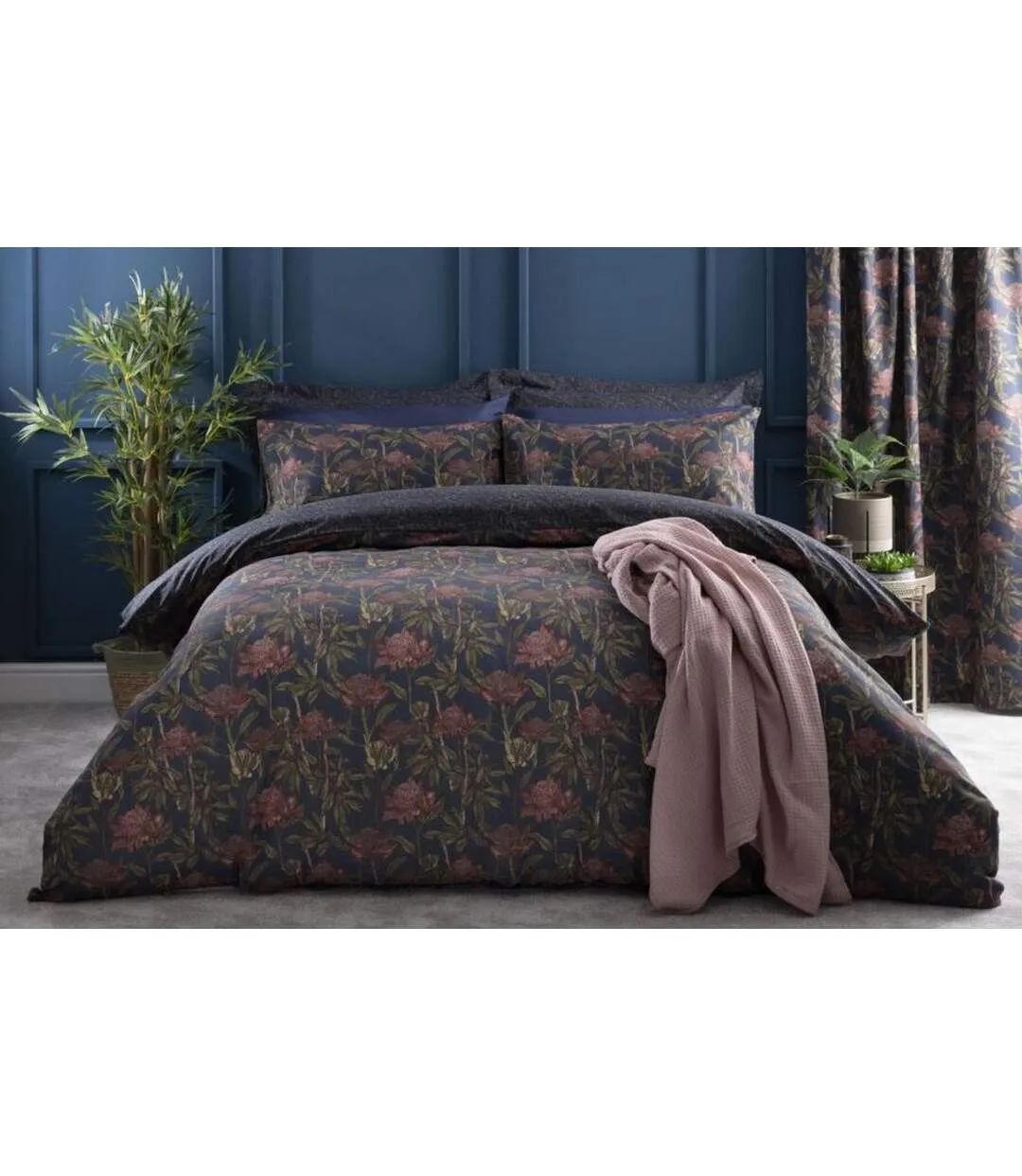 Wild garden duvet cover set navy/pink Belledorm